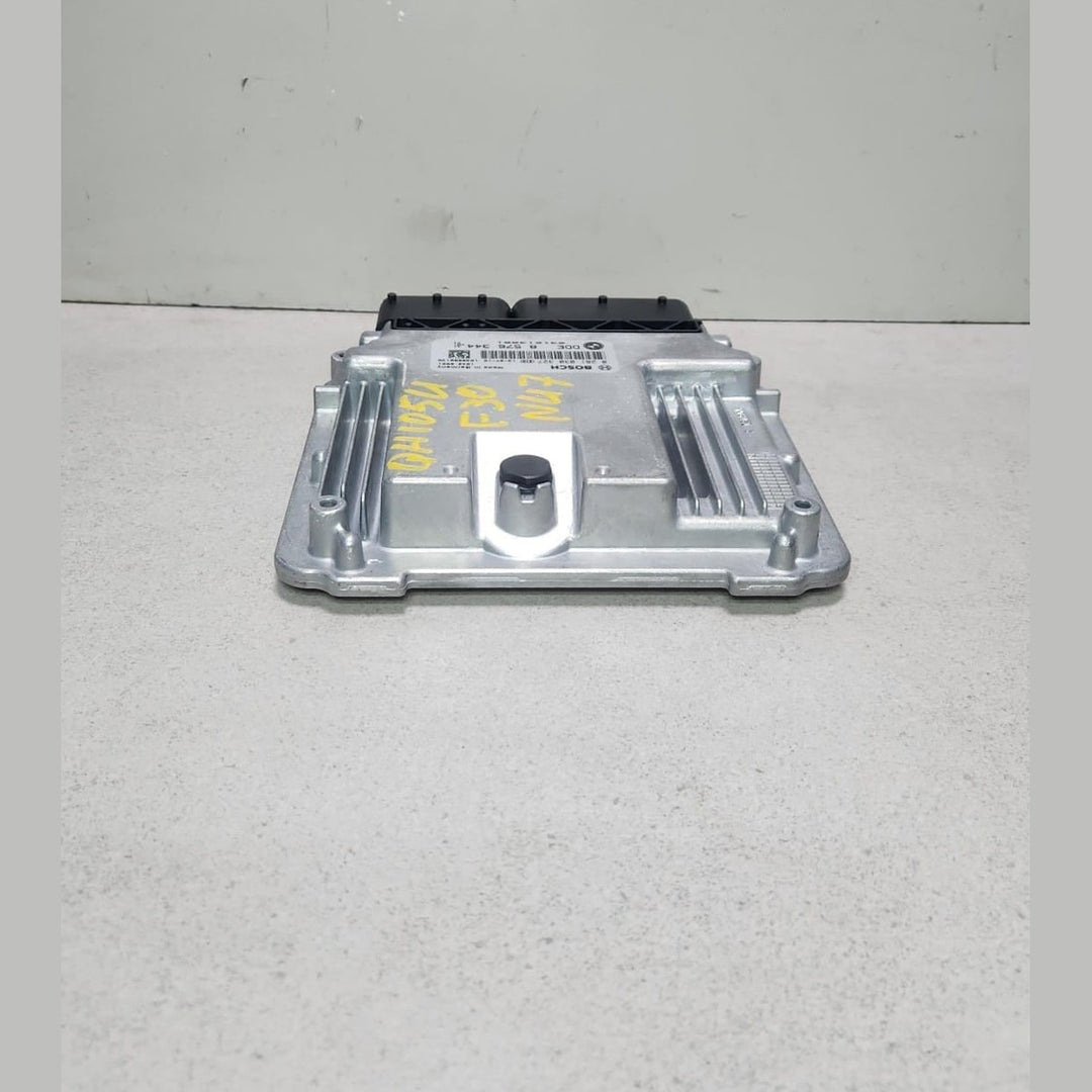 BMW F30 N47 DDE Engine Control Unit ECU ONLY 8576344 OEM