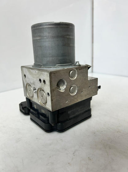 2012-2016 BMW 5 Series F10 F11 535i Abs Pump Control Module 6865852 OEM