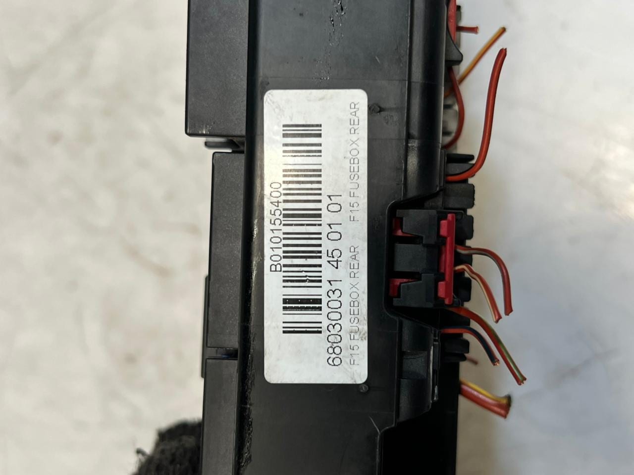 2015-2019 BMW X5 F15 F20 F21 F22 F30 FUSE Rear Power Distribution Box 9360372