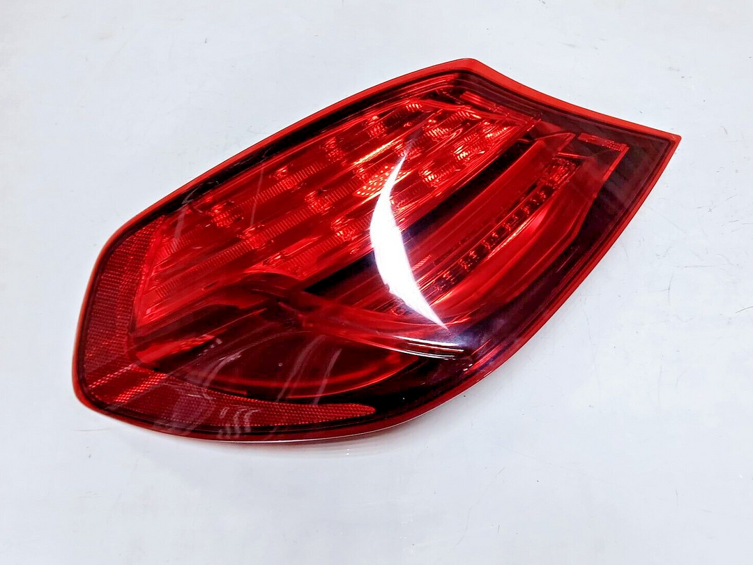 11-18 BMW F06 F12 F13 6 Series M6 Rear Left Driver Side Taillight Lamp Unit OEM