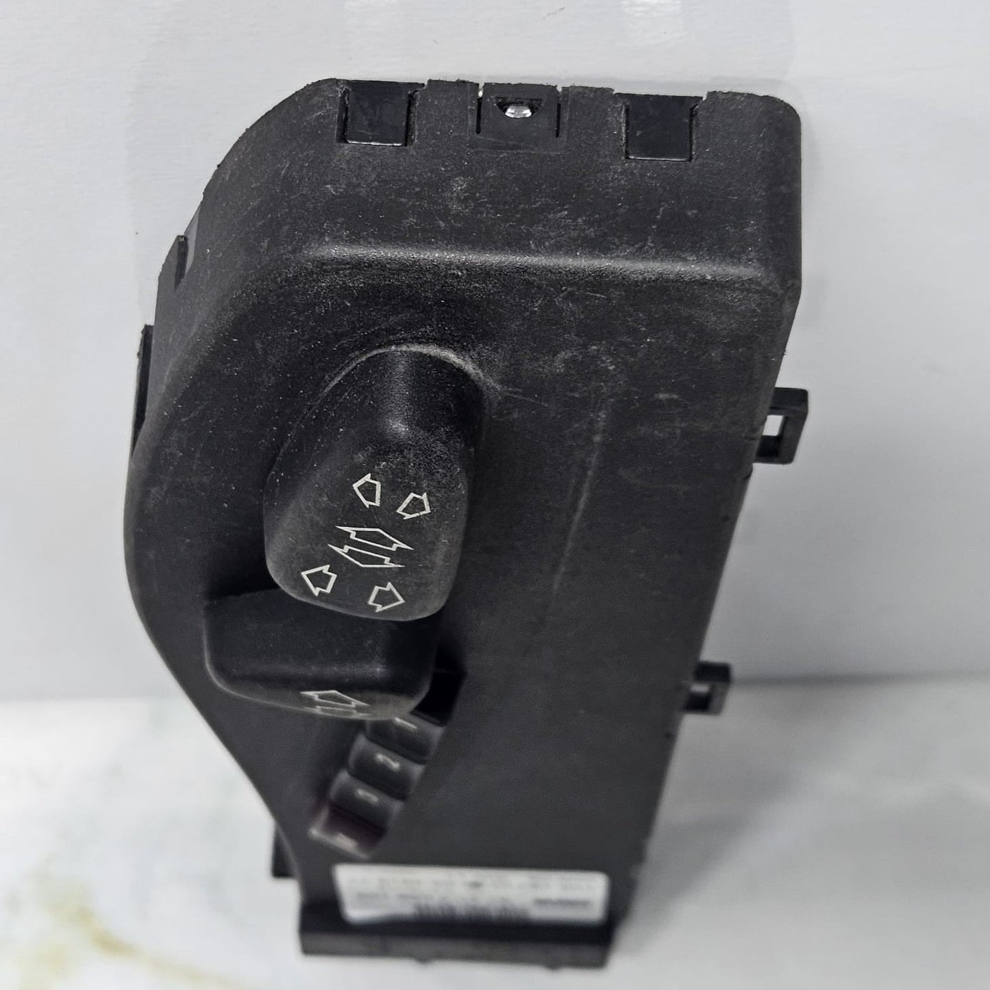 BMW E46, 6 Series E63, X3 E83 Right side Seat Control Switch 7036126 OEM