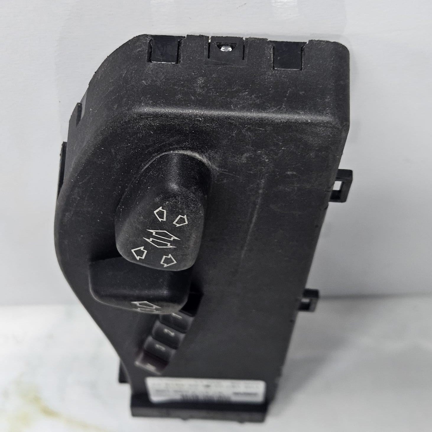 BMW E46, 6 Series E63, X3 E83 Right side Seat Control Switch 7036126 OEM