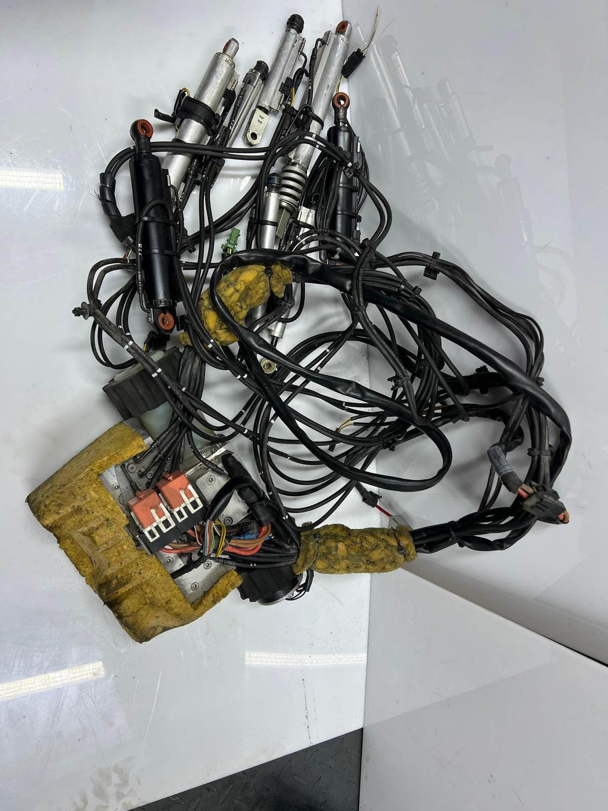 2007-2013 BMW 328i Convertible Roof Hydraulic Pump Motor 7128780