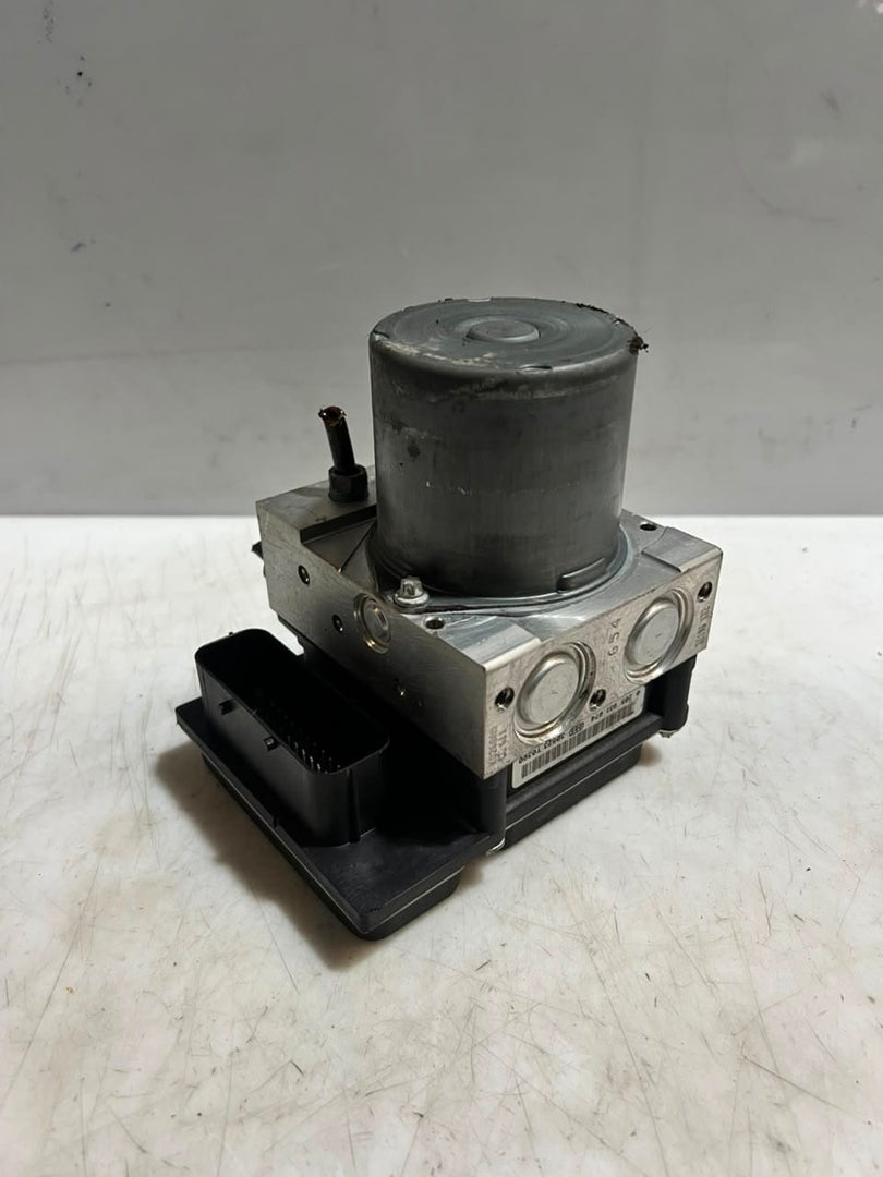 2010-2015 BMW X1 E84 ABS Hydraulic Brake Pump Control Module 6860214 OEM