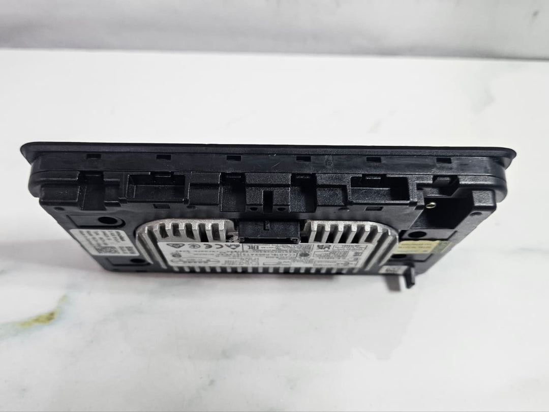 2021-2022 BMW 740i Wireless Charging Tray 5A3E813 G11, G12 LCI, G16, G20, G29 Z4