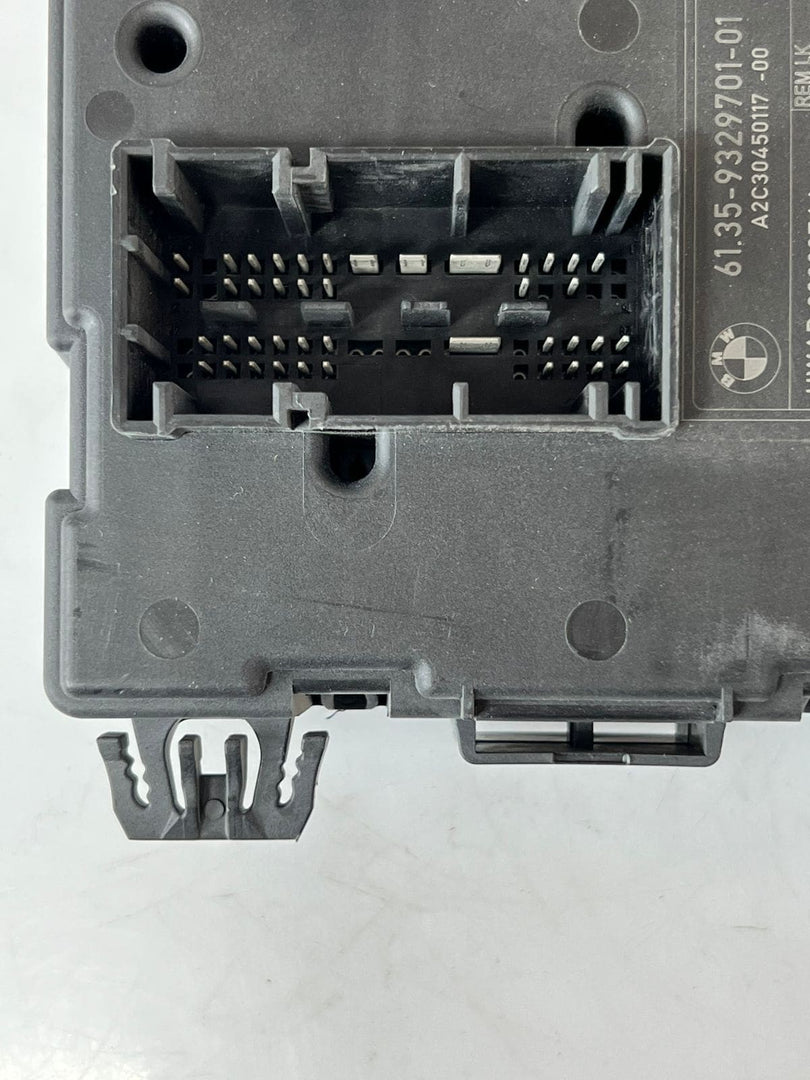 2010-2016 BMW 328i 3' 4' 435i F30 F32 Rear Body Control Module BCM 9329701 OEM