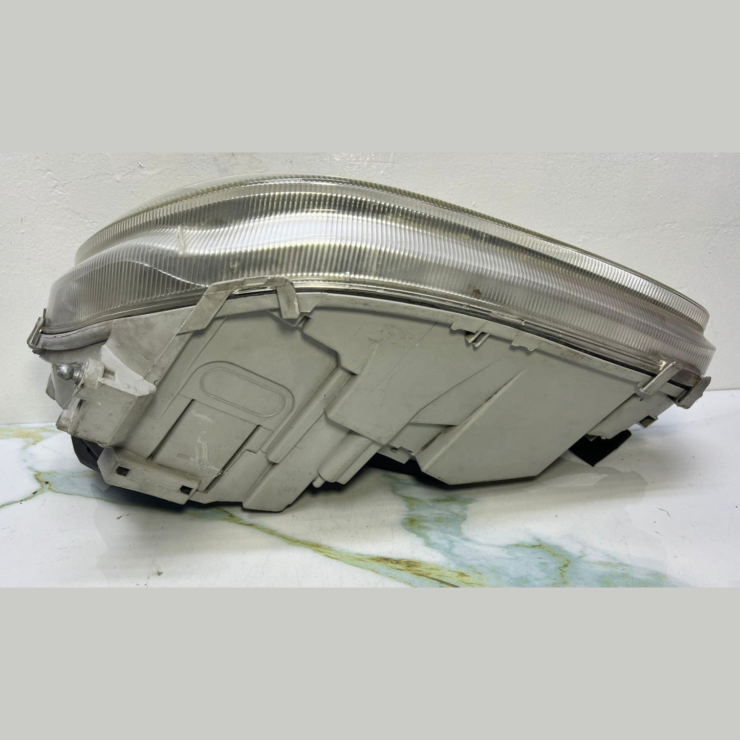 2000-02 Mercedes W220 S-Class Front Right Side Head light Headlamp A220 8200661