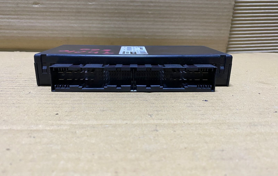 2008-2010 BMW 528i Body Gateway Control Module 9176079 5 Series E60 and 6 Series
