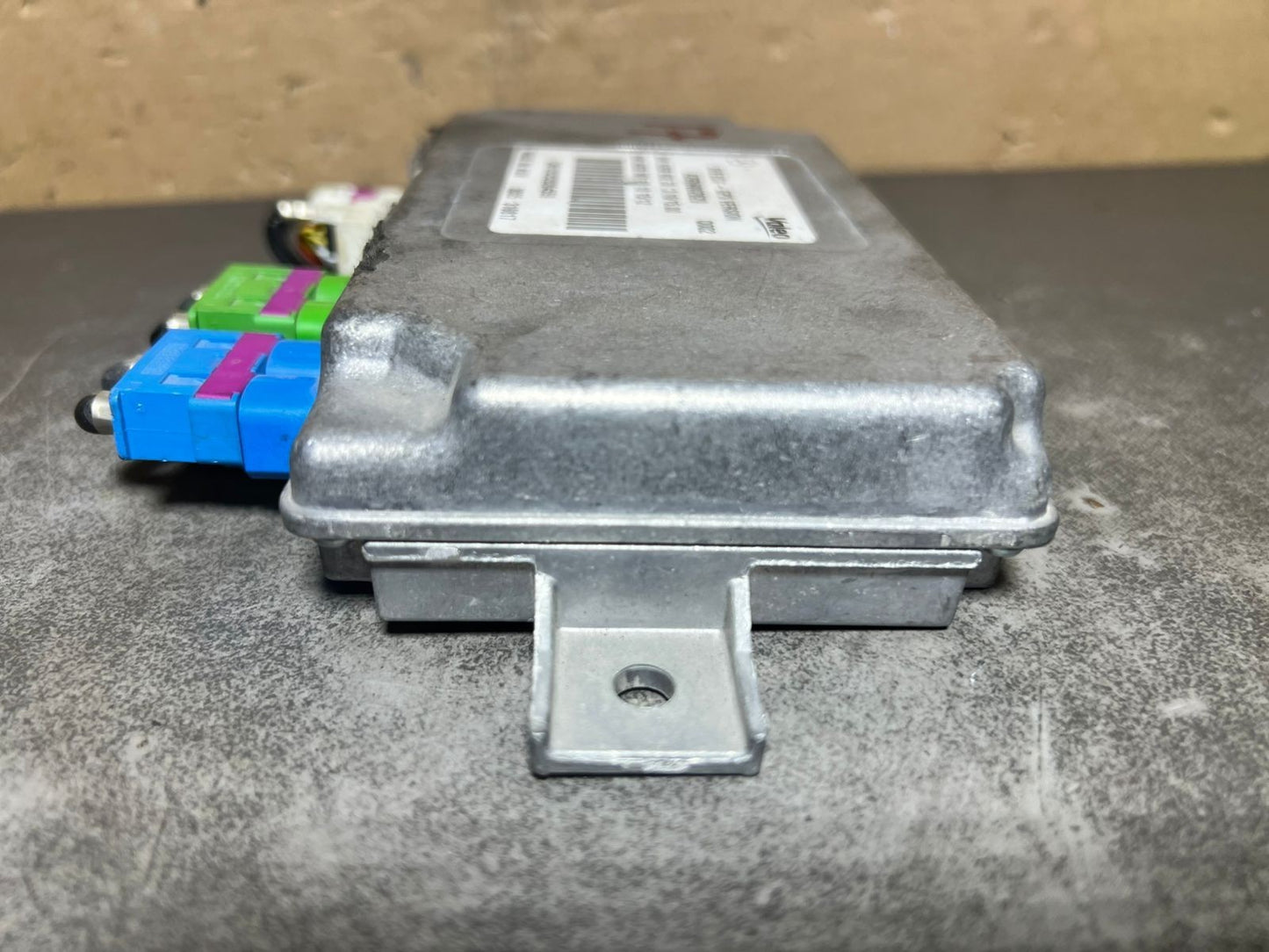 15-20 Mercedes W205 Surround View Camera Control Module  A205 9002629 OEM