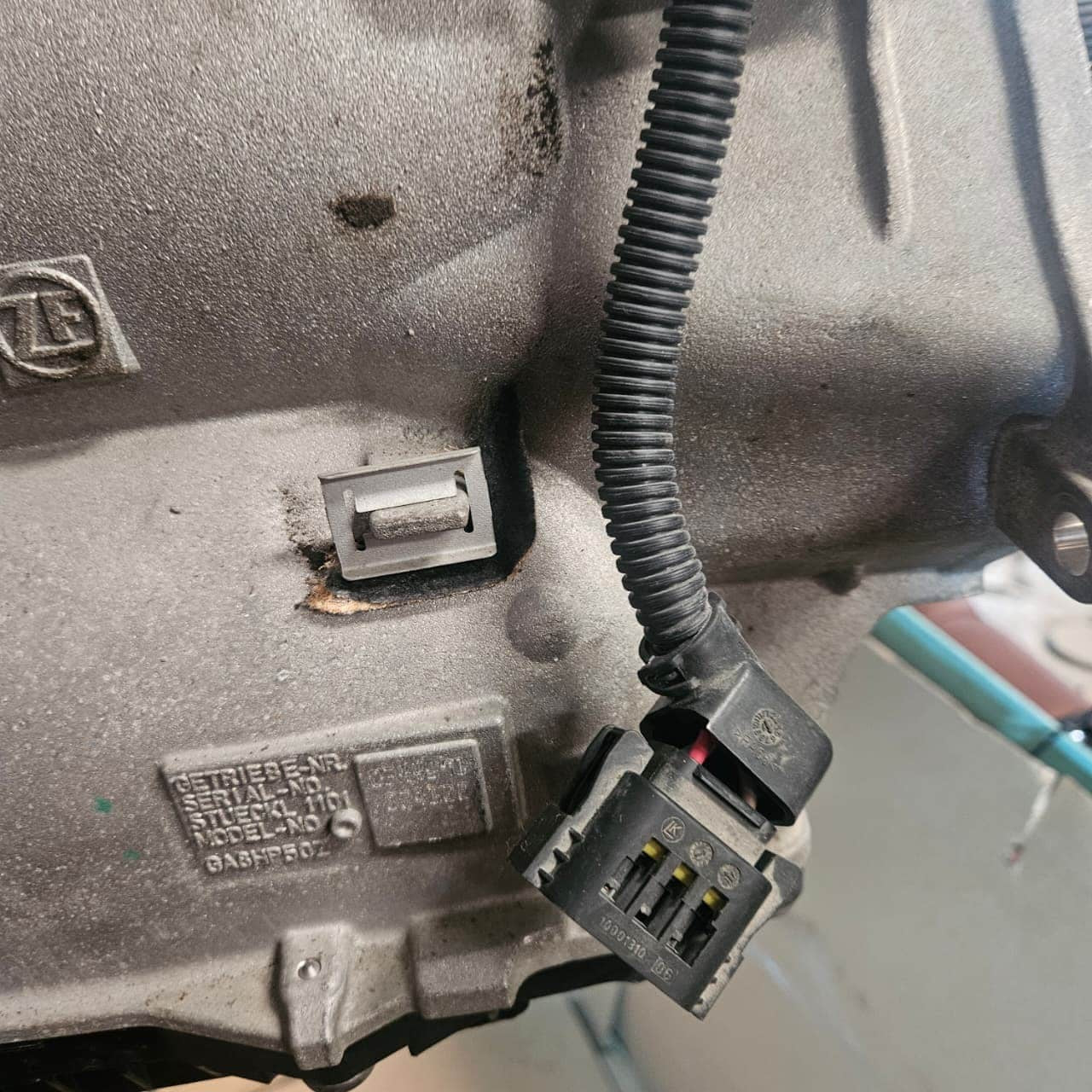 7952758-2017-2024 BMW X3 G01 B47 2.0D Automatic Gearbox Transmission GA8HP50Z