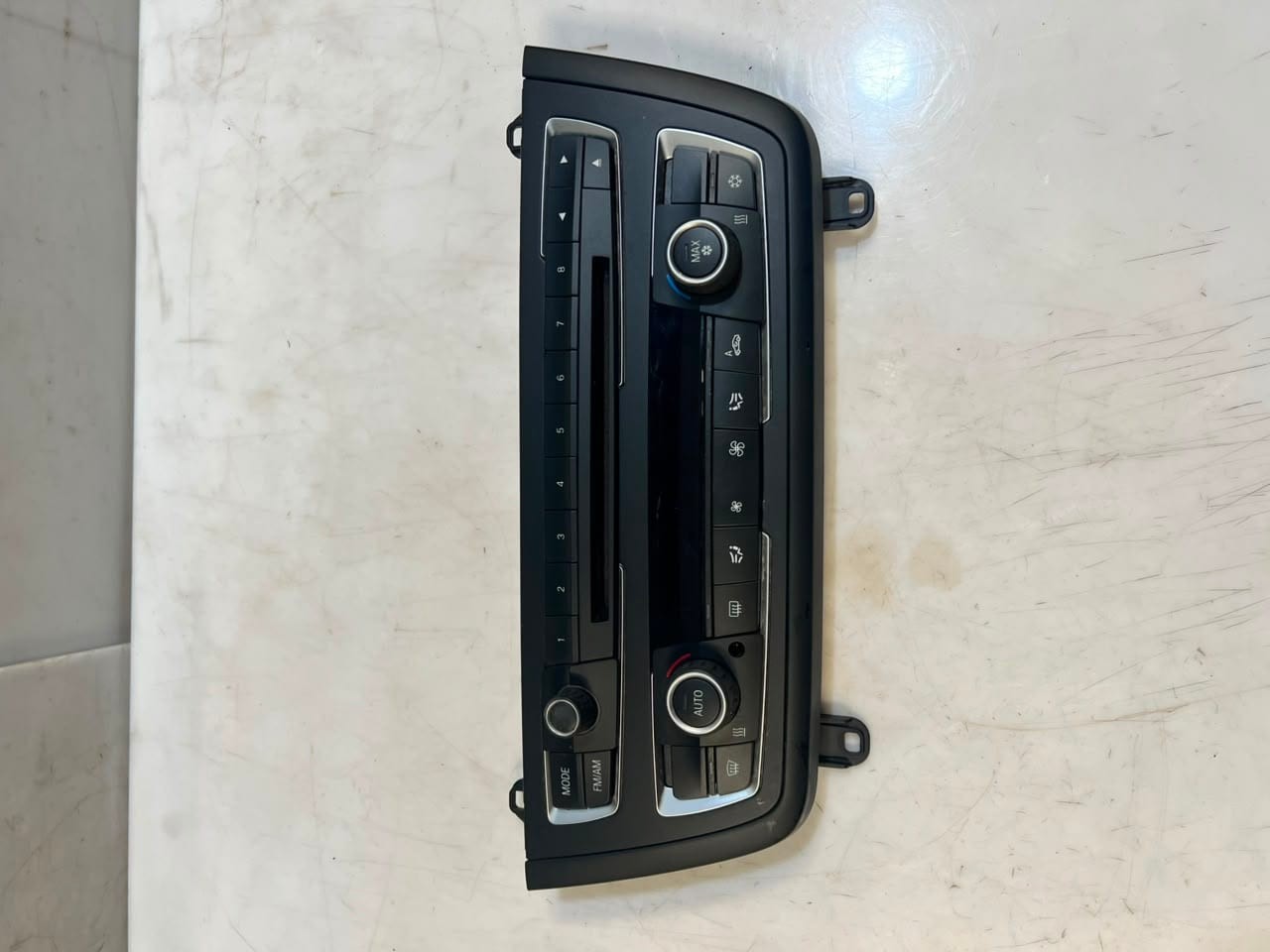 2012-2015 BMW 3' 4' F30, F31, F80 F32 F33 335i Climate Control Unit 9261103