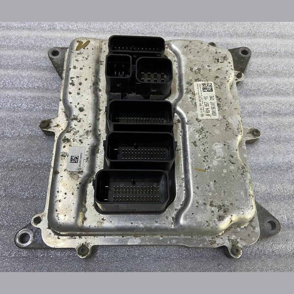 OEM BMW X1 E84 N20 DME 2.0T Engine Control Unit ECU ONLY 8614957 BOSCH