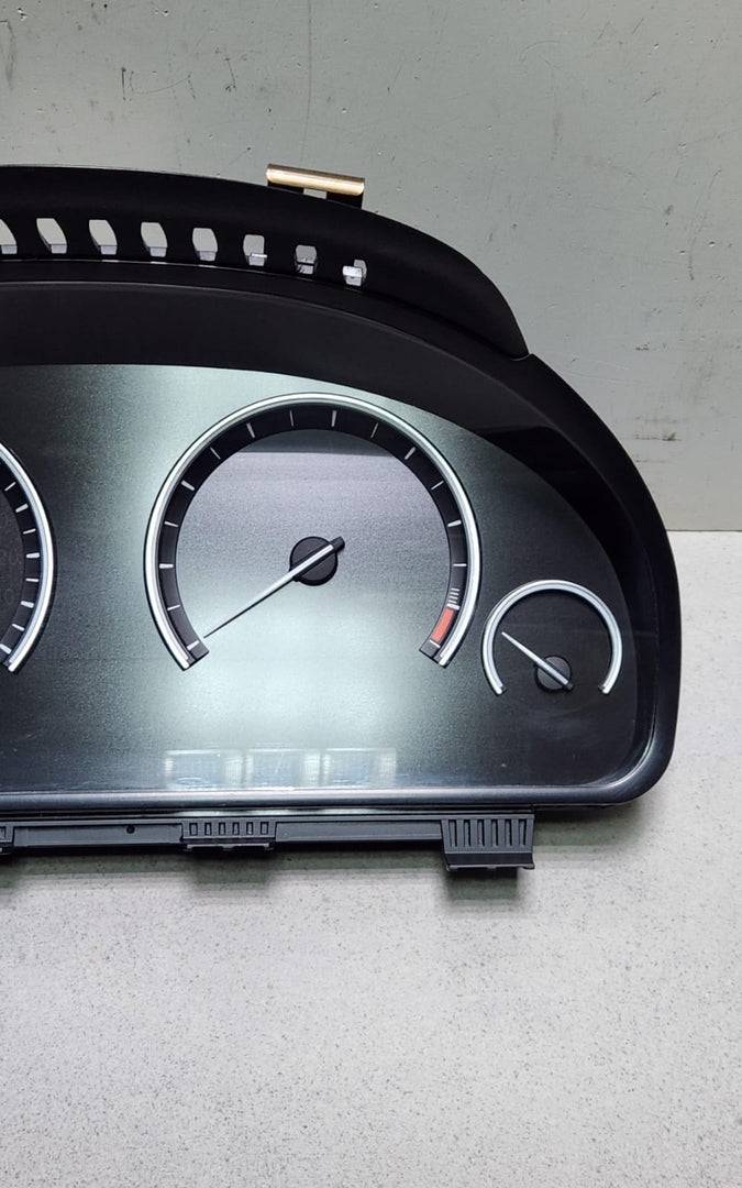 BMW Instrument Cluster Speedometer Petrol 9214719 BMW F01 F06 F07 F10 F11 F25 