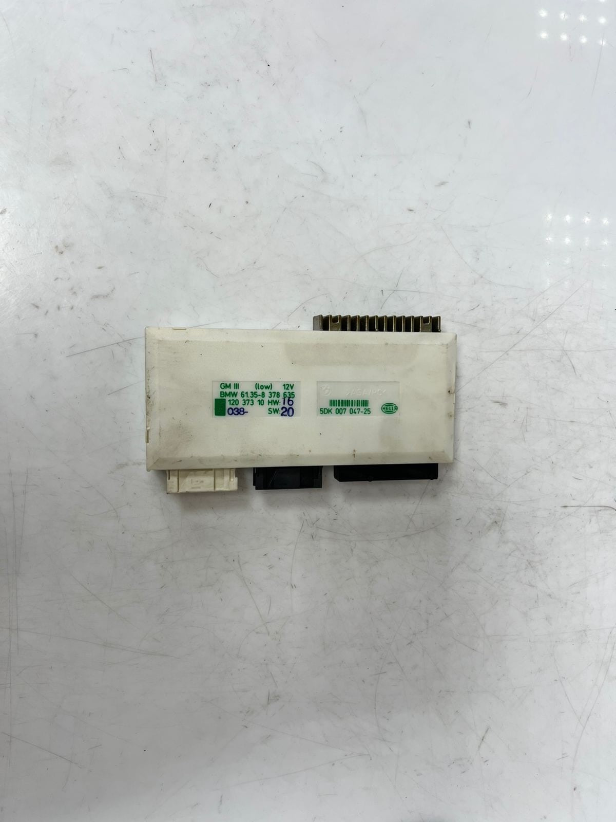 BMW 5 Series E39 GM3 LOW 12V Central Body Control Module 8378635 OEM