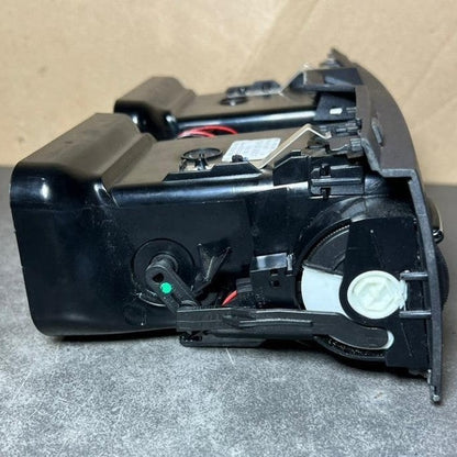2008-2010 Mercedes W204 C-Class Front Center Dashboard  Heater A/C Air Vent