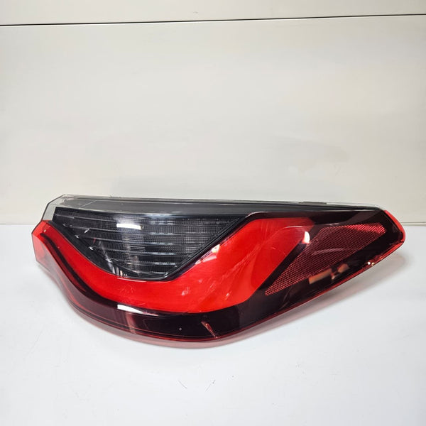 2020 BMW  4 Series G22, G23, G26, G82 Rear Light In The Side Panel 7477604