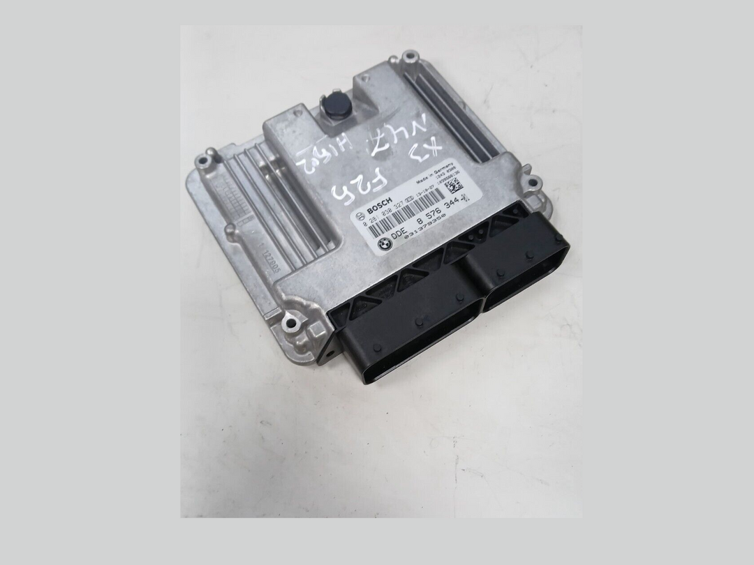BM X3 F25 N47N ENGINE CONTROL UNIT MODULE DDE 8576344