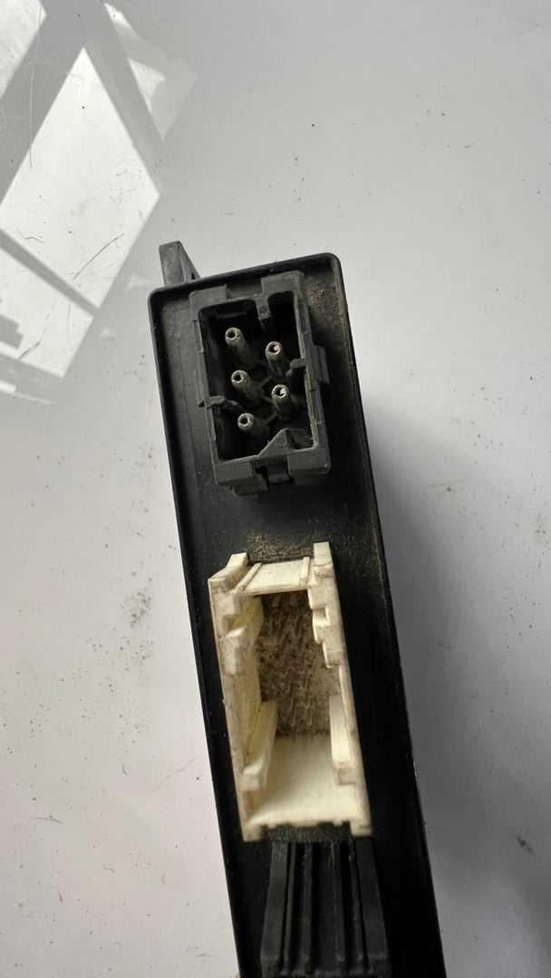 BMW Door Control Module 8376067 E39 5 Series