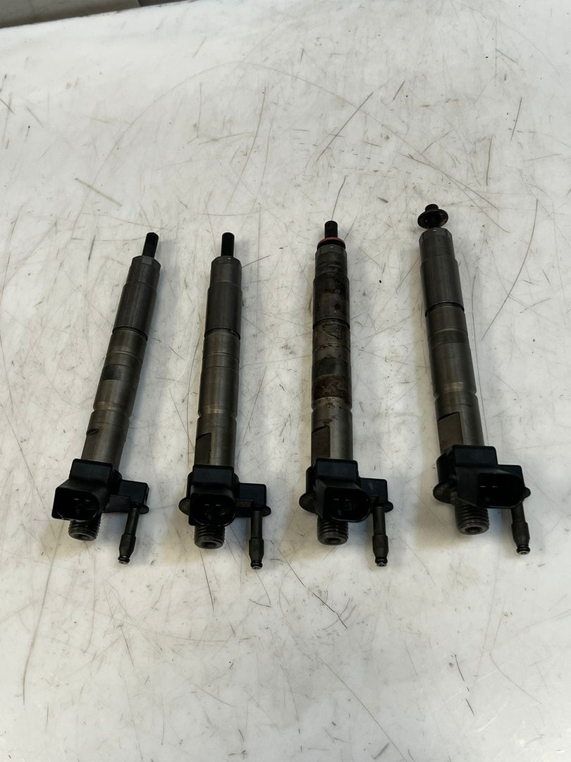 BMW 3' 5' 330D, 525D, 430D, 435D, 530D Fuel Injector 7823461 OEM