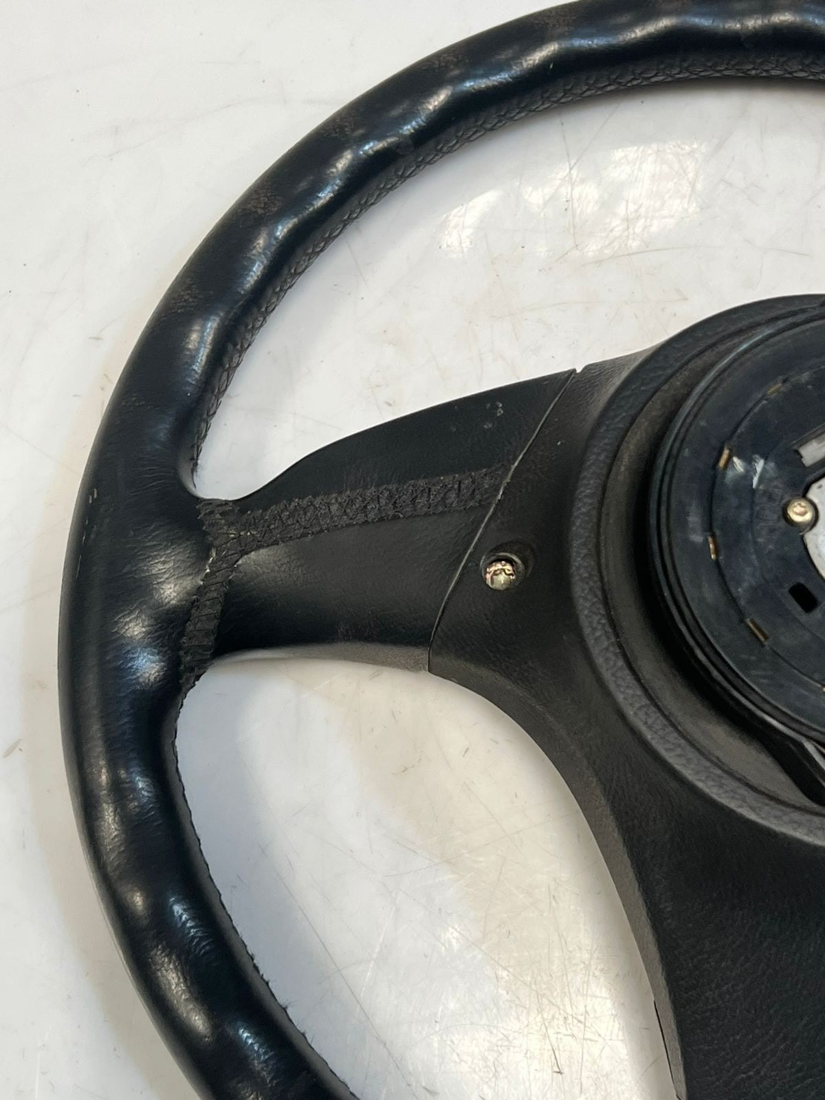 1996-1999 BMW E31, E34, E36, E39, E46 Z3 Steering Wheel 1092050 OEM