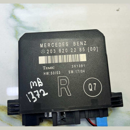 2002-2007 Mercedes-Benz C230 Door Control Unit 203 8202285 C-Class W203