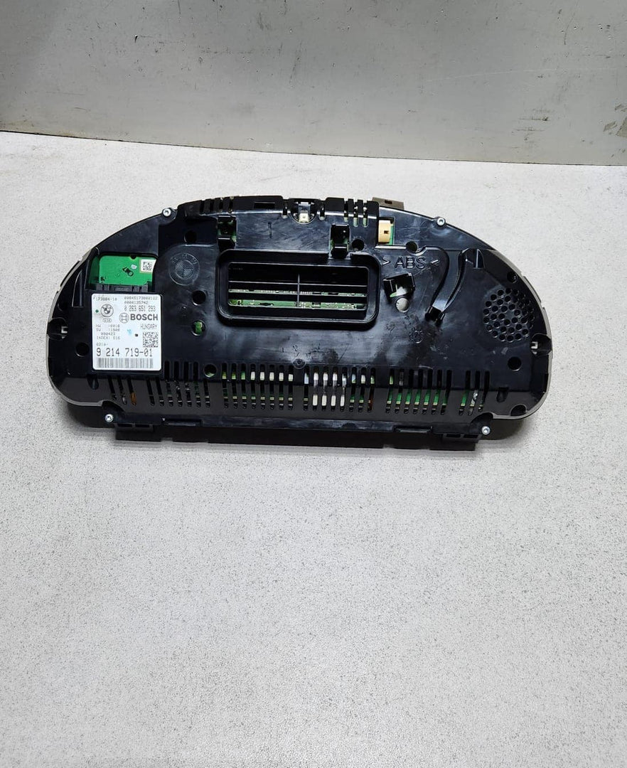 BMW Instrument Cluster Speedometer Petrol 9214719 BMW F01 F06 F07 F10 F11 F25 