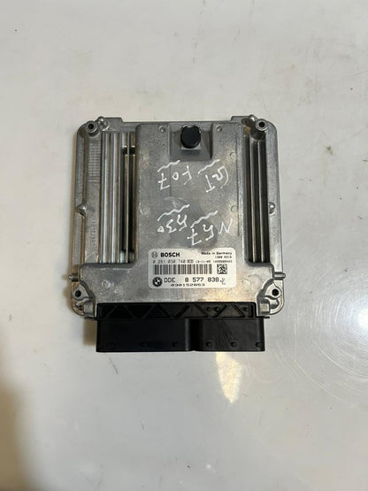 BMW F07 GT N57 530I Engine Control Unit ECU SET DDE+CAS4+1KEY 8577838 OEM