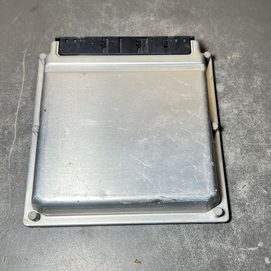 02-09 Mercedes W211 E-Klasse Motorsteuergerät Gerät ECM ECU A113 1538679 OEM