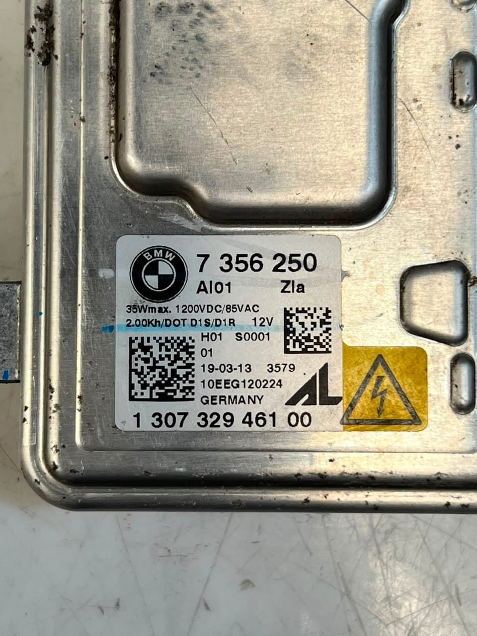 BMW 5' X3 F10 F11 F12 F13 E93 Xenon Headlight Ballast Control Unit 7356250 OEM