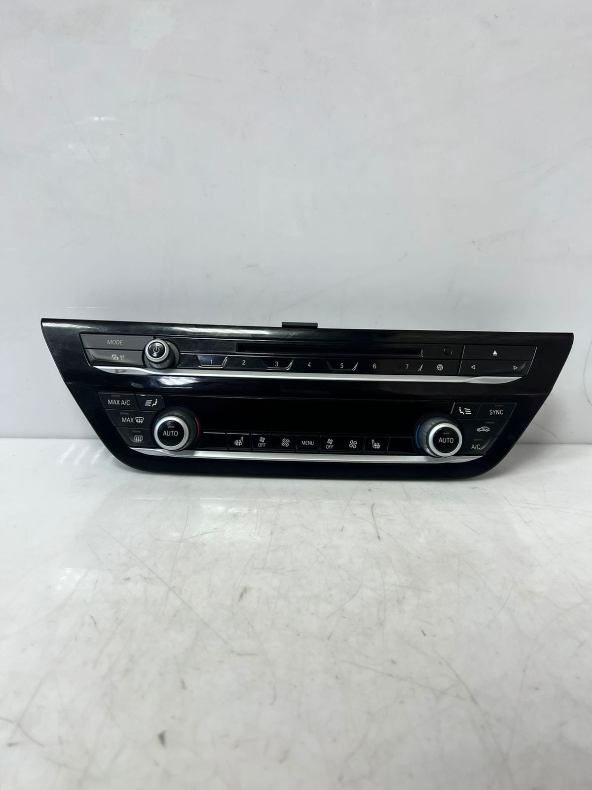 2016 BMW 5 Series G30 G31 A/C condition Climate heater Control Panel 6834435 OEM