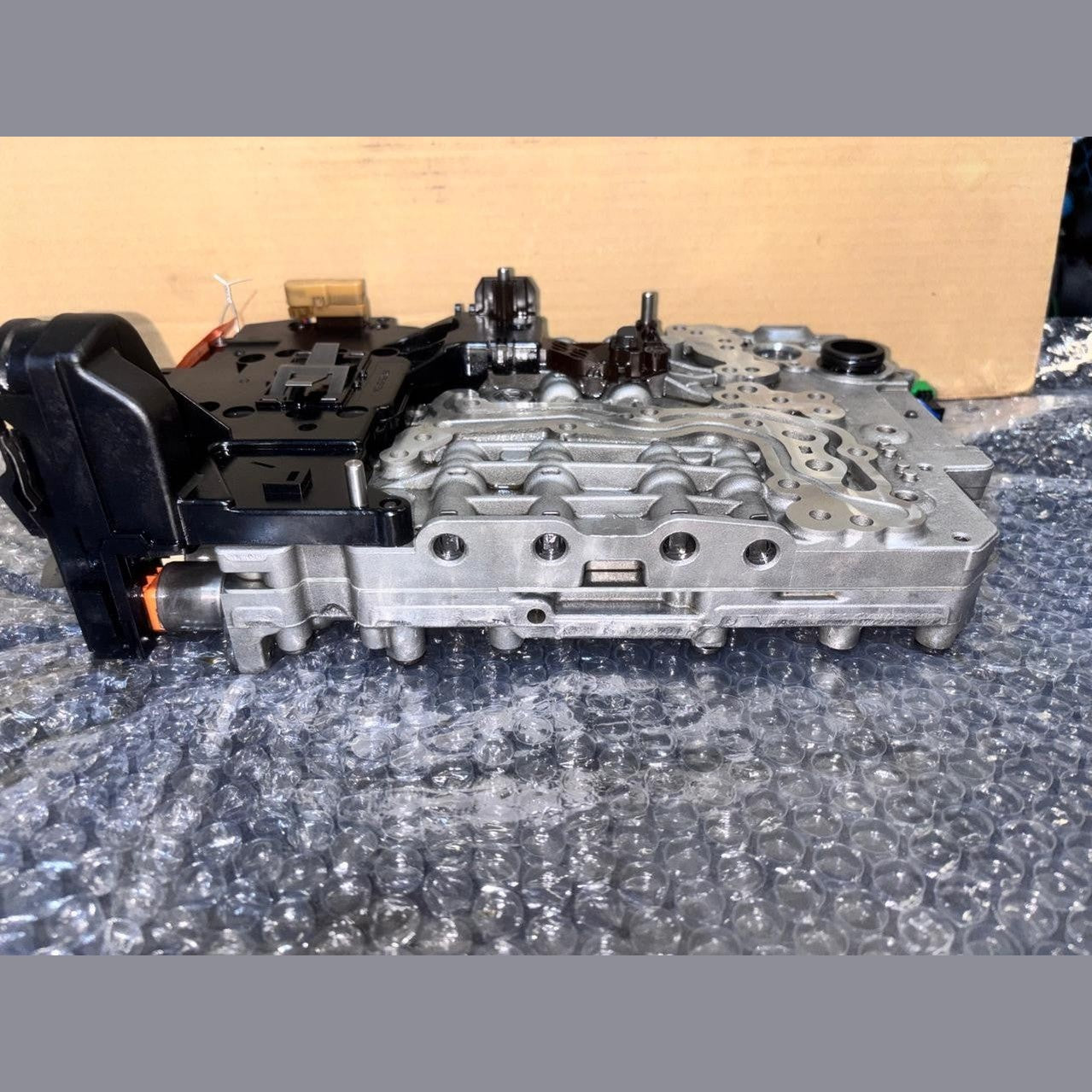 OEM BMW F10 N47 8HP45 7616518 AUTO TRANSMISSION VALVE BODY 0260550046