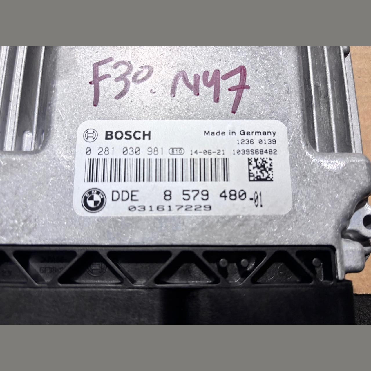 BMW OEM N47N F30 ENGINE CONTROL UNIT DDE ECU SET 8579480