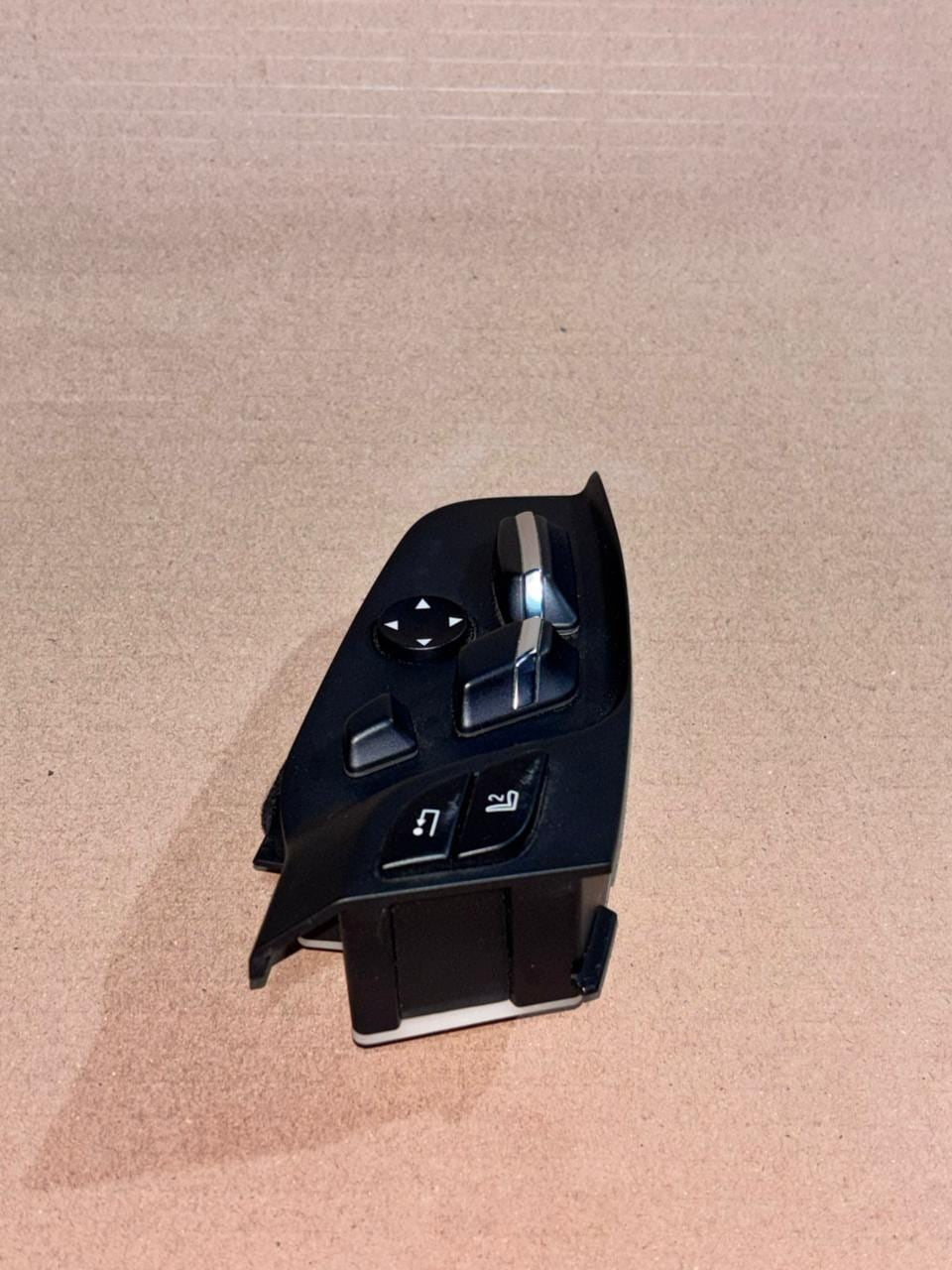 2008 BMW 750i Seat Adjustment Switch Rear Right 9163281 F01 F02 7 Series