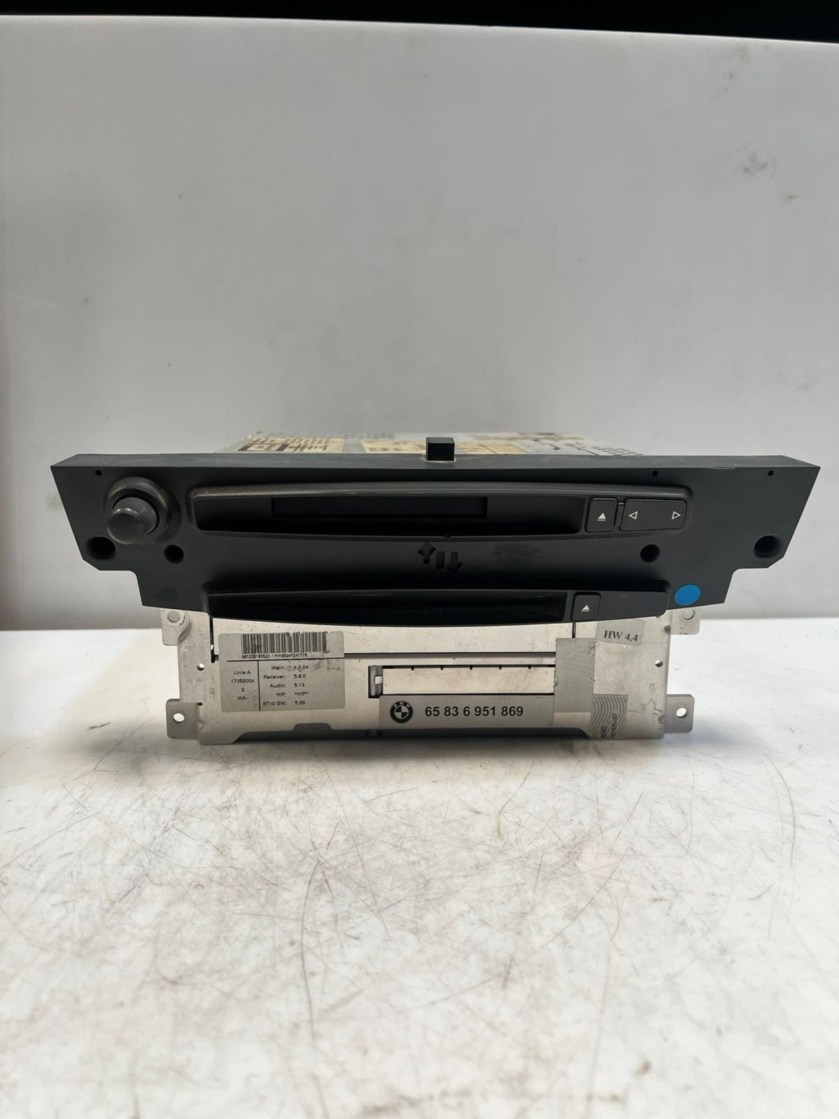 BMW E60 and E61 Navigation System Cd 3MD Computer Module 6951869 OEM