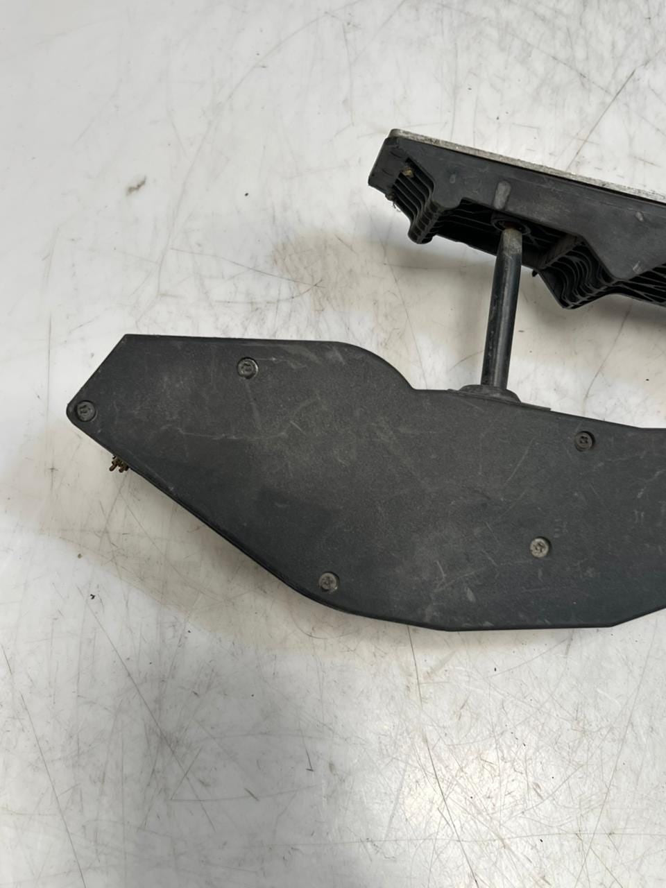 2007-2013 BMW 5 6 3 Series E63 E64 328i E60 E90 Accelerator Pedal 6772645 OEM