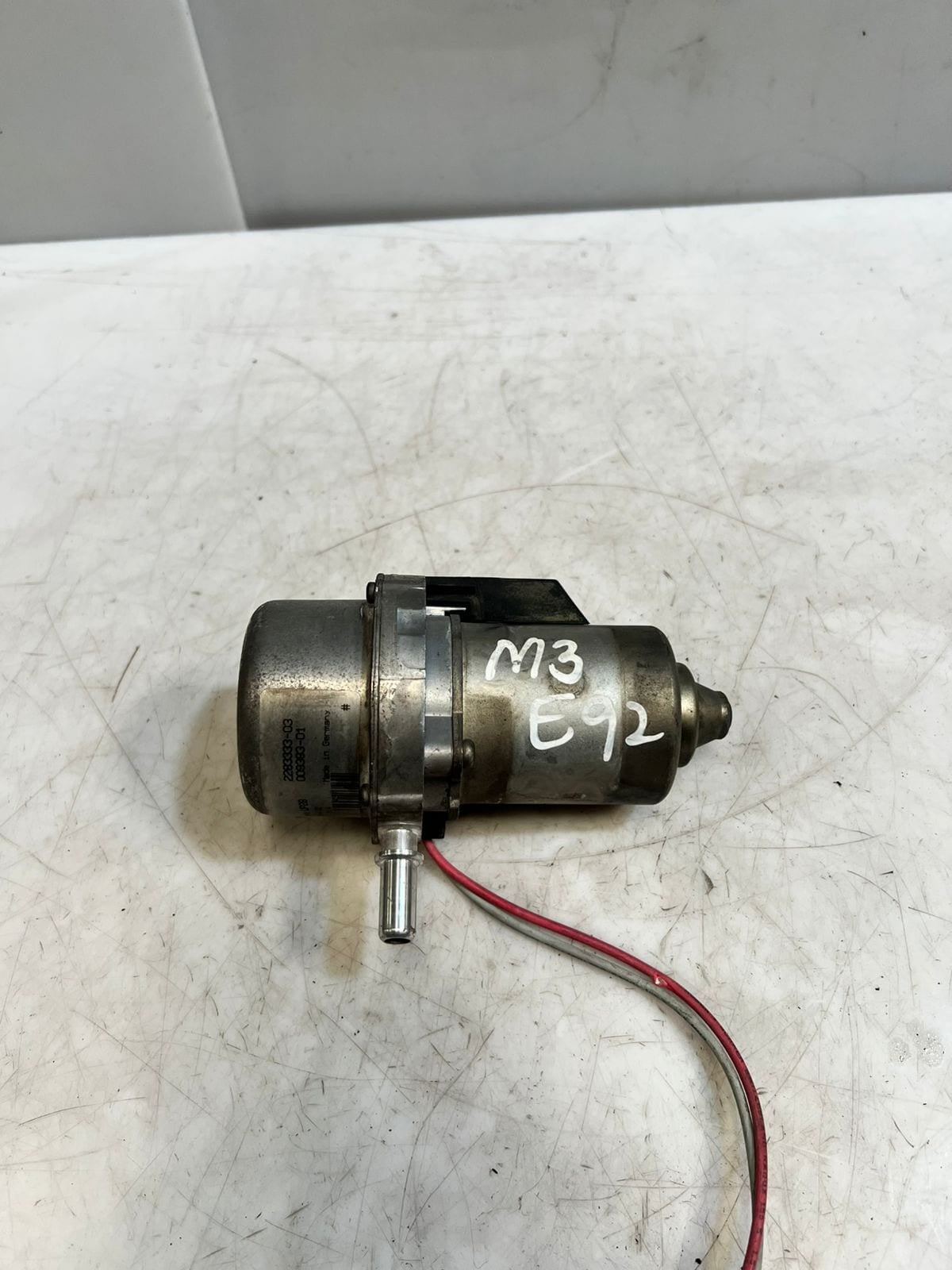 2008-2013 BMW E90 E92 E93 M3 S65 4.0L Brake Booster Vacuum Pump 2283333 OEM