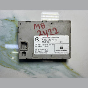 Mercedes Gateway Control Module A2305407145 SL R230 and R232