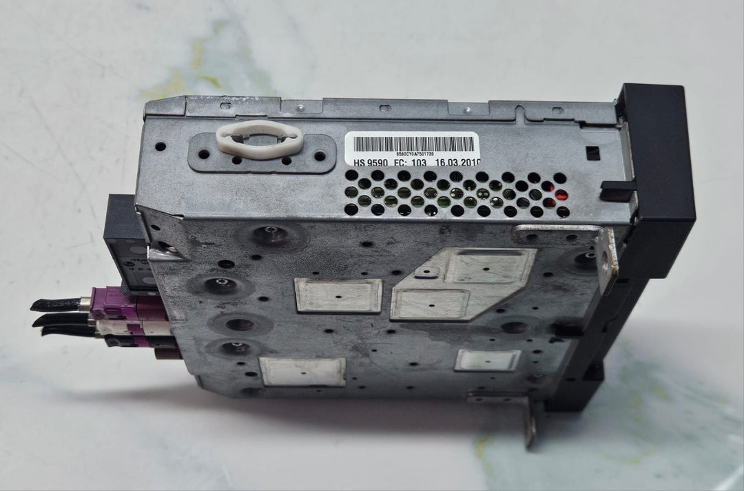 BMW DVD Audio Player Head Unit Rear Cabin 9228930 OEM