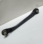 Bild in die Galerieansicht laden, 17-20 BMW 540i Rear Left Lower Control Arm 6861125 G30 G12 740i G32 G14 G15 G16 