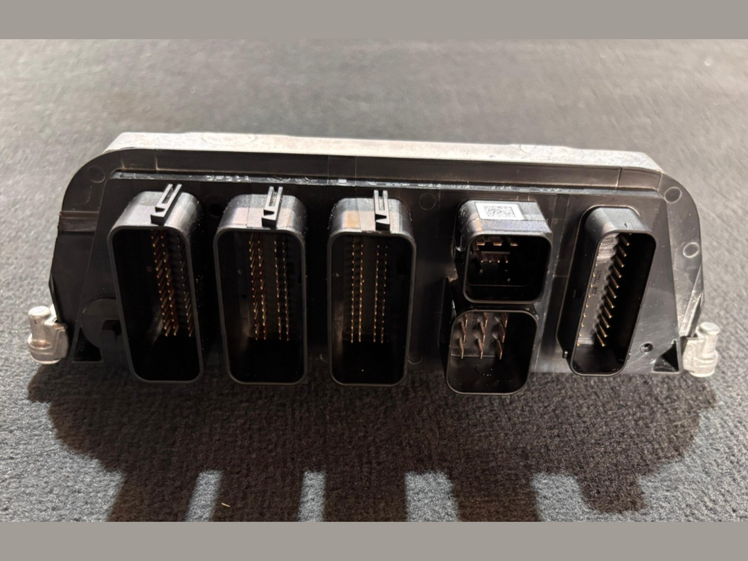 OEM BMW X1 F48 B48 2.0i 2016 ENGINE CONTROL UNIT ECU SET  BOSCH - 8654466