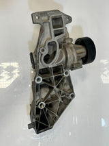 BMW F20 F21 F22 F23 F30 F31 Coolant WATR Pump With Carrier BRACKET 7644804 OEM