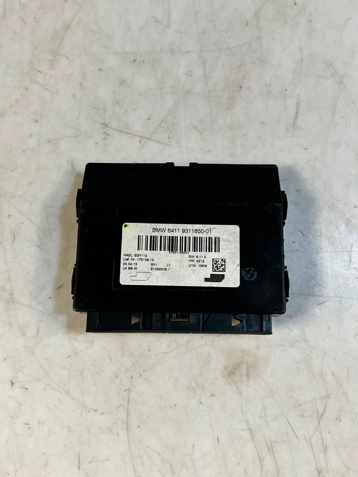 2014 BMW 3 Series F30 F31 F35 F32 320i Air Conditioning Control Module 9311850 