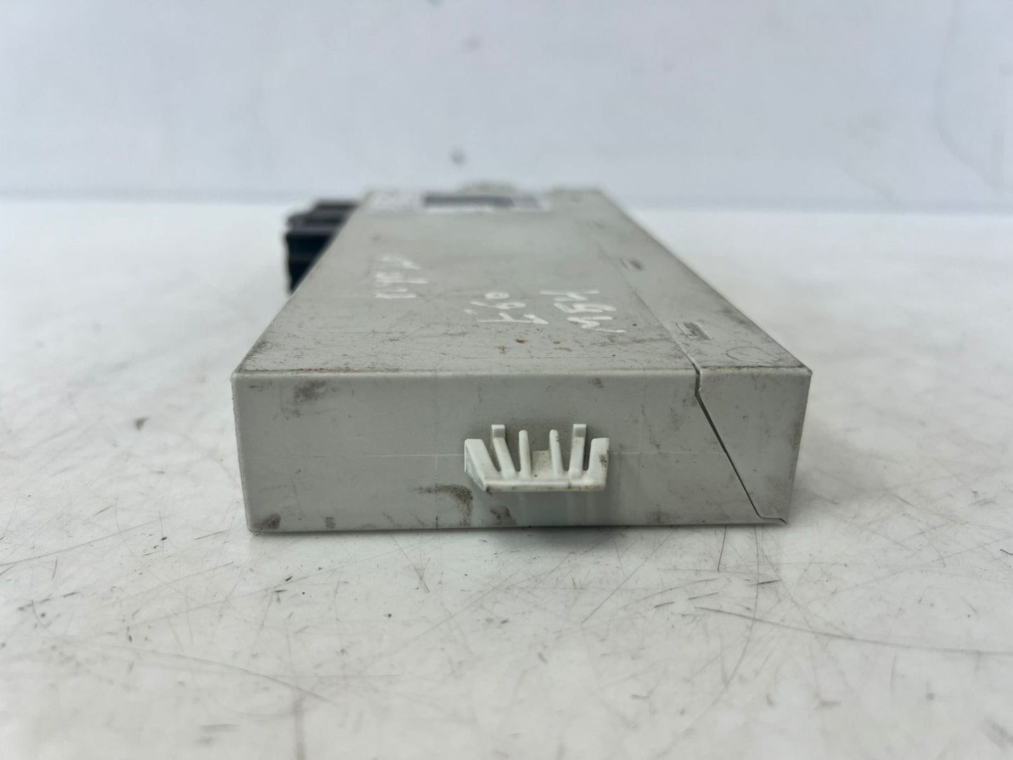 BMW 5 Series E60 E61 M54 525I Car Access System Control Module 6943851 OEM