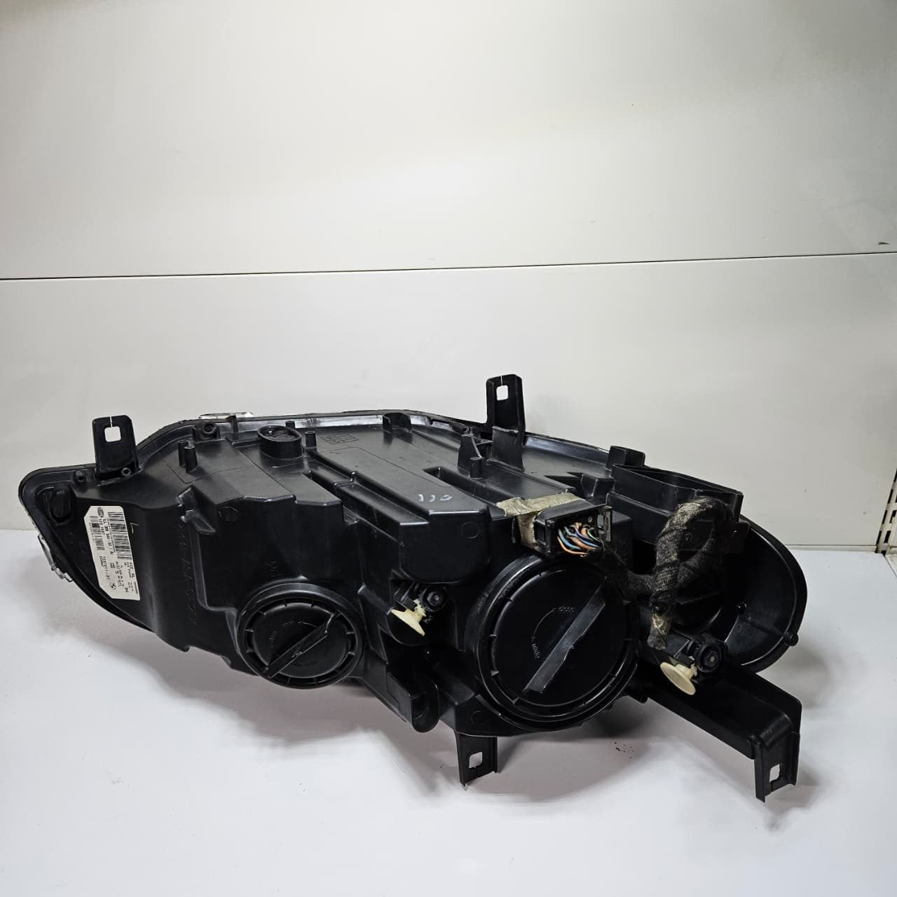 2008-2014 BMW X6 E71 Bi-Xenon Headlight Left Side 7287011