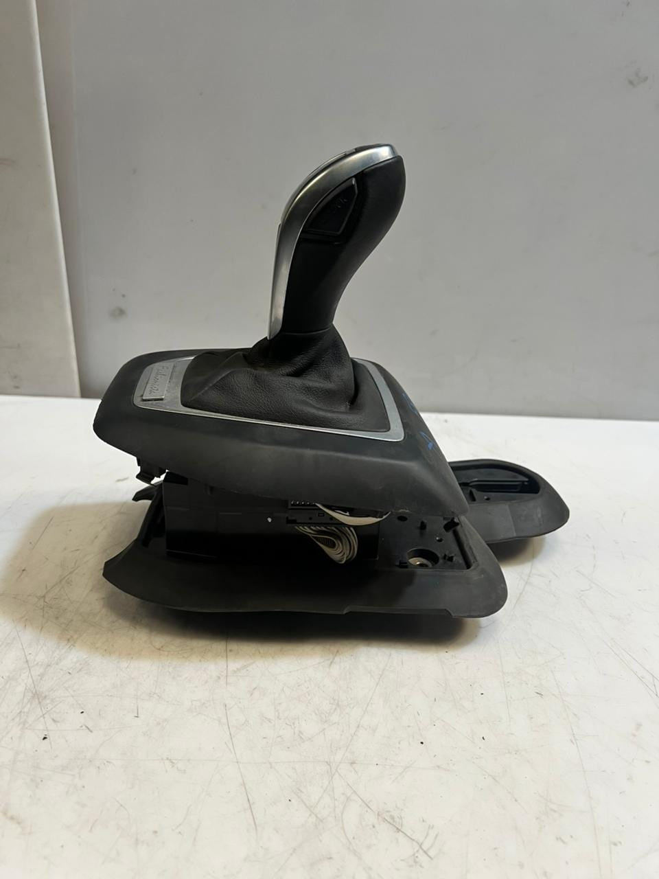 2012-2015 BMW X1 E84 Automatic GEAR Transmission Shifter 9260295 OEM