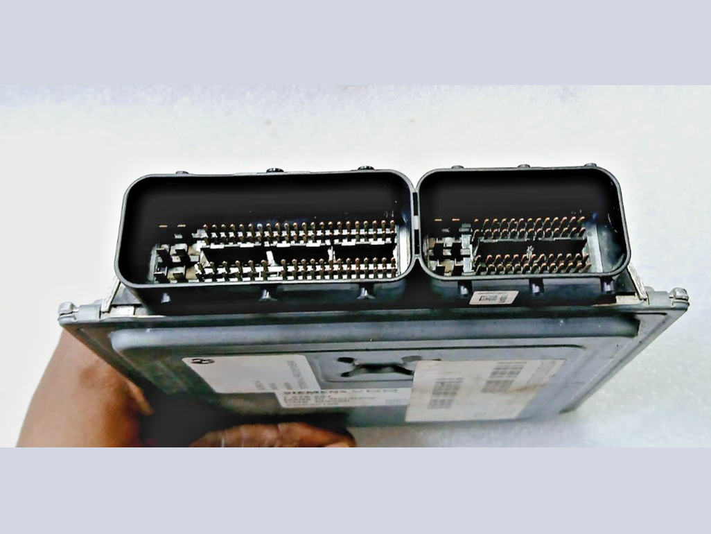 BMW 3,5 SERIES E90 E60 X5 E70 N52N ENGINE CONTROL UNIT ECM DME MSV80 7576297