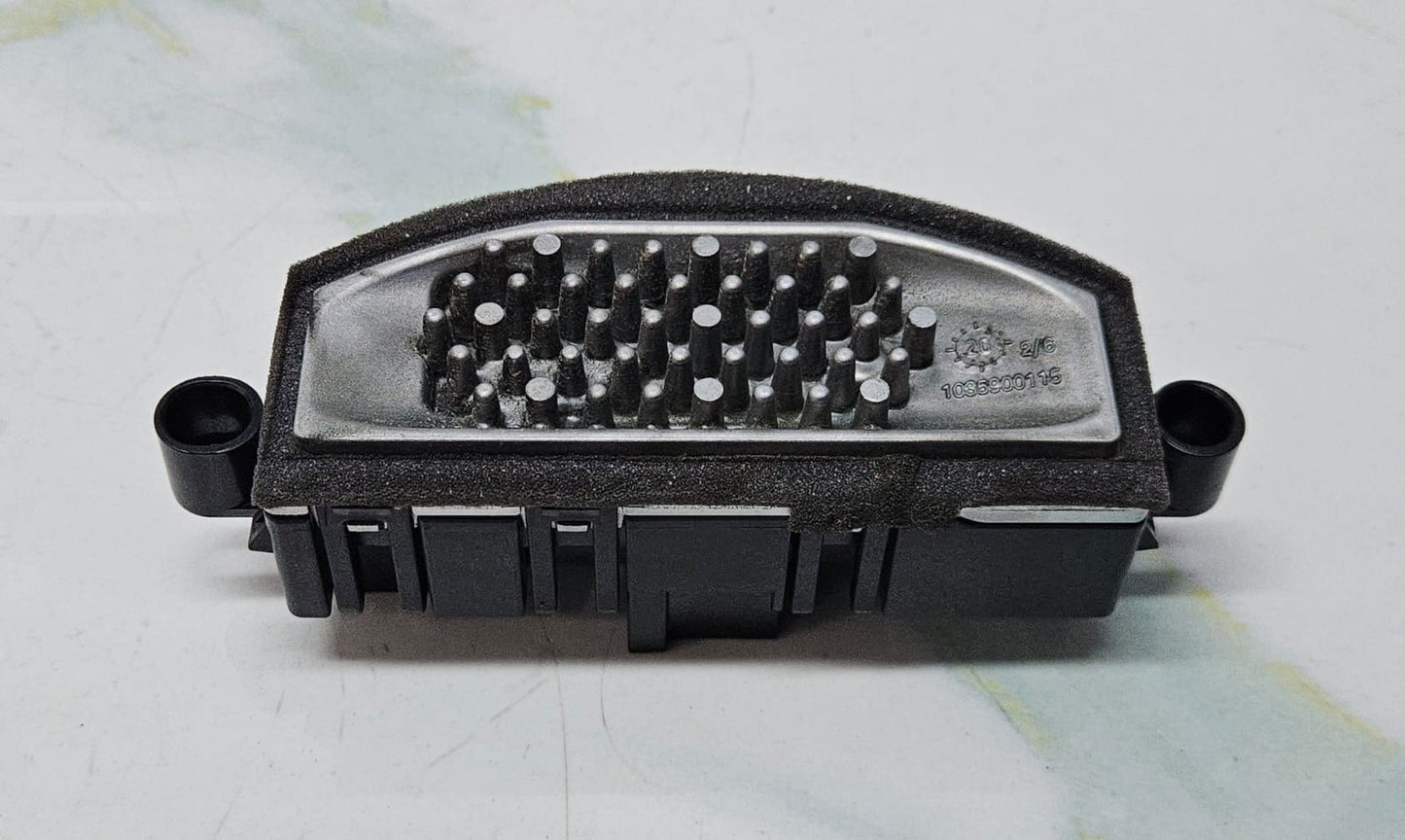 2015-2023 BMW F45, F46, F48 Heater Blower Motor Resistor 7952061 OEM