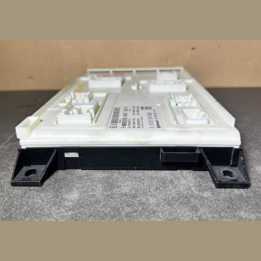 Mercedes-Benz W166 ML GL GLE Front SAM Body Control Module Unit A166 9004112 OEM