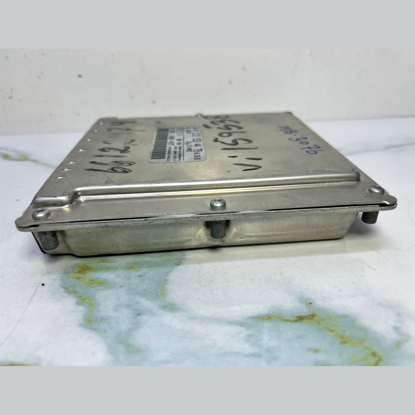 2001-2003 Mercedes ML320 Engine Control Unit A1121534479 E Class W211 and ML320