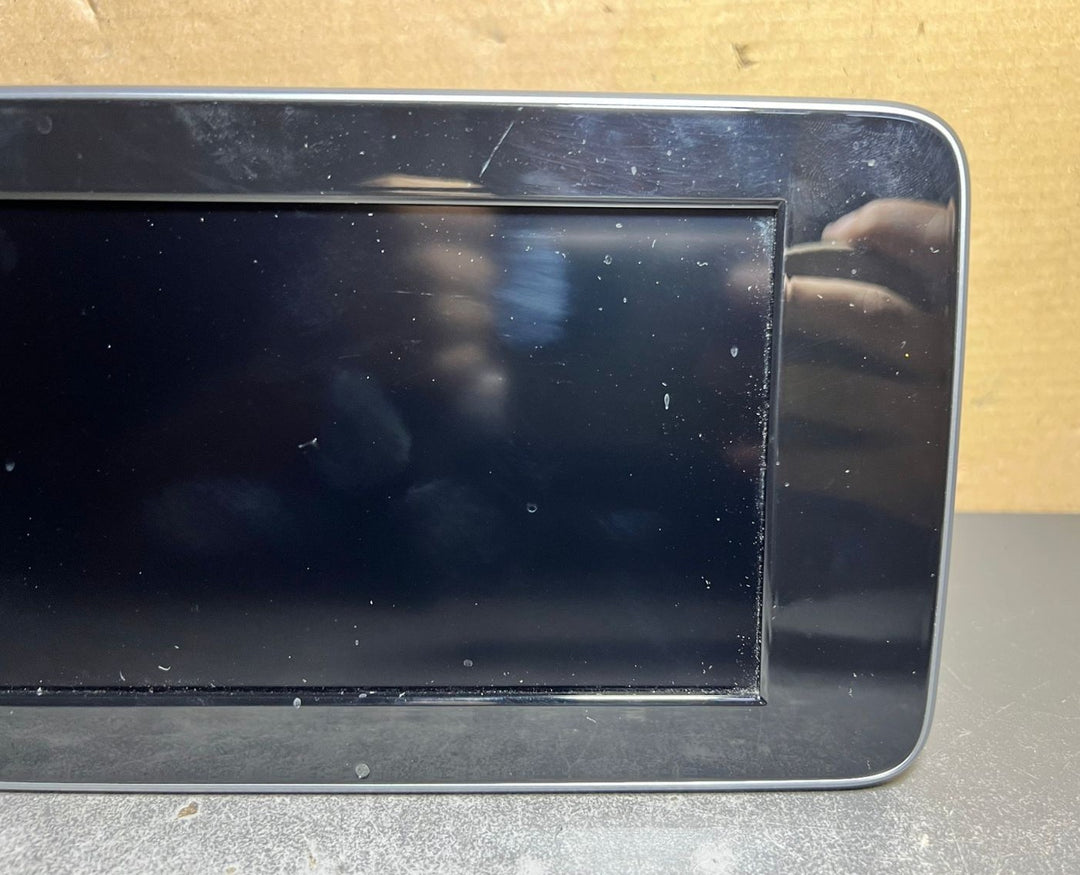 14-18 Mercedes-Benz W205 C-Class Navigation Display Screen Monitor A205 9004113
